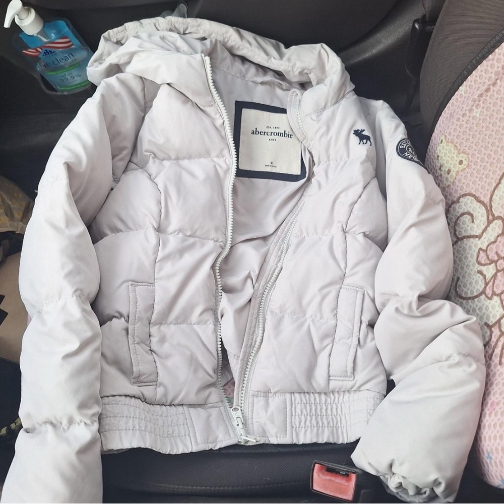 Abercrombie & Fitch Light Gray Puffer Jacket Y2K vintage (kidL but fits womenXS)